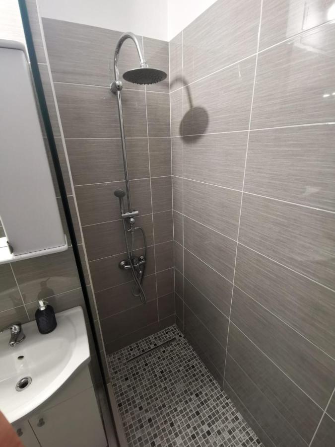 Apartament 2 Camere Aproape De Spitalul Obregia Si Bagdasar Nu Ofer Factura بوخارست المظهر الخارجي الصورة